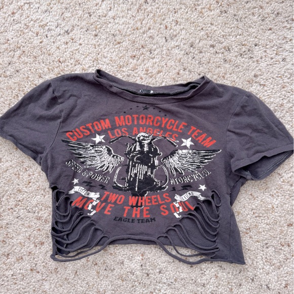 Tops - Dark Gray Cropped Tee | Windsor | Size S 🩶